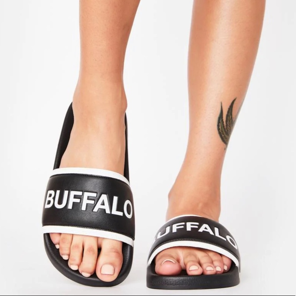 SOLD❤️ Dolls Kill x Buffalo Black & White Logo Flat Slides Sandals Summer - Picture 1 of 7